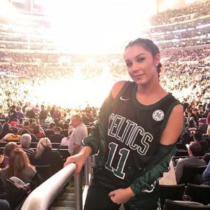 Meet your Posher, Dana